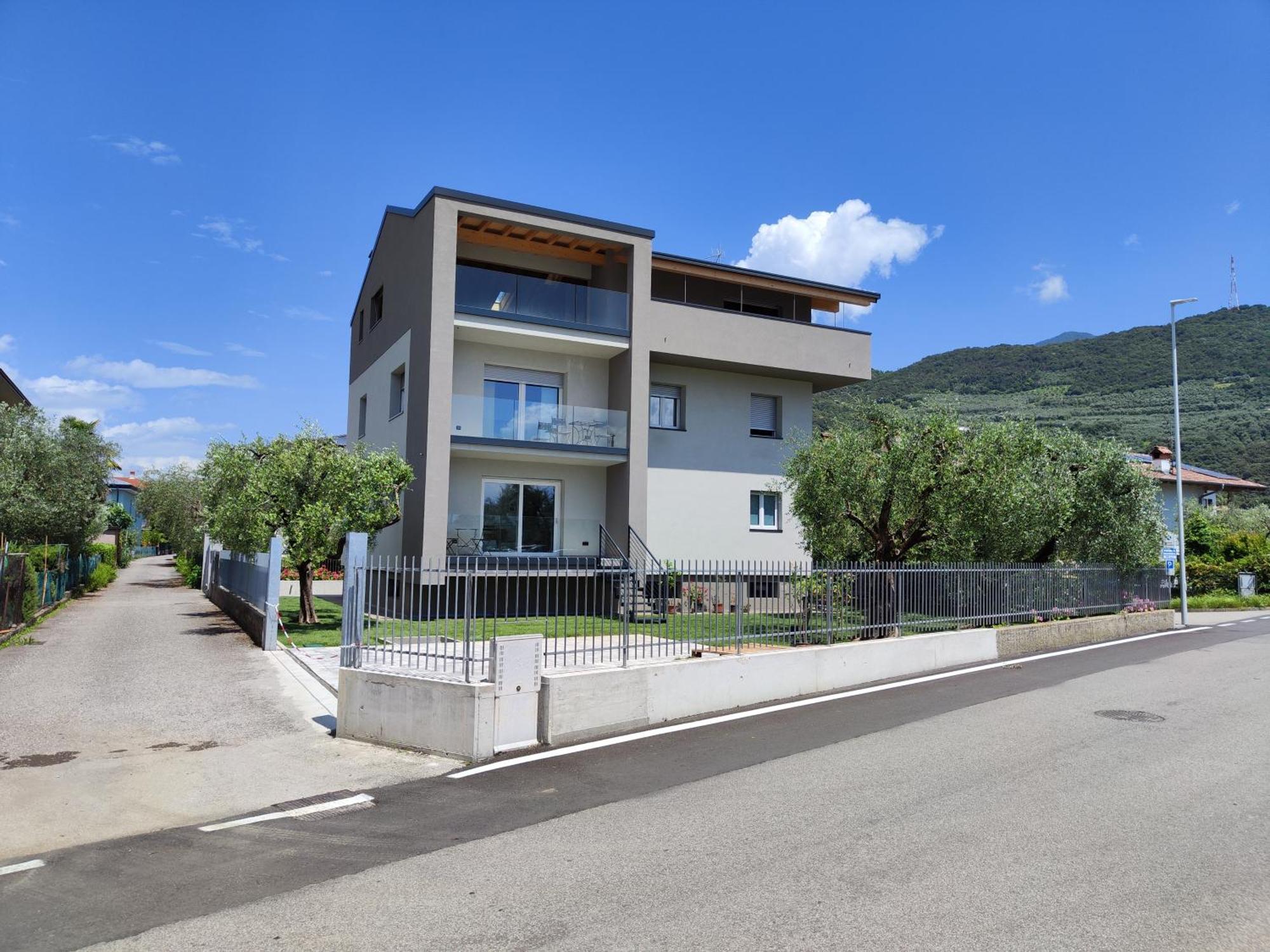 Oasi Degli Ulivi Apartment Рива дел Гарда Екстериор снимка