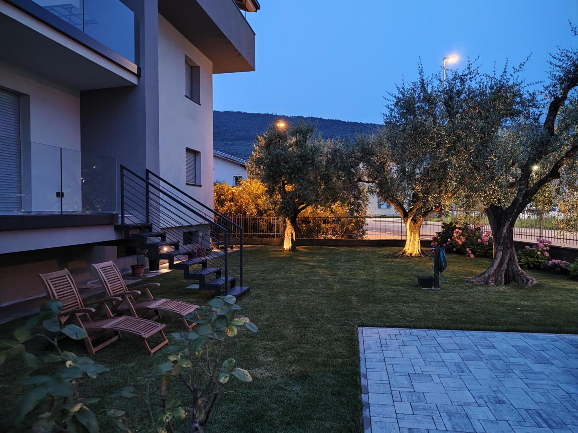 Oasi Degli Ulivi Apartment Рива дел Гарда Екстериор снимка